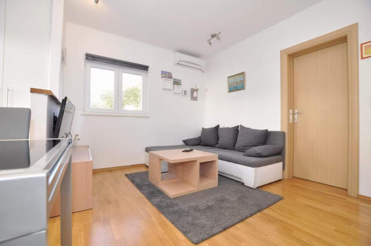 Apartmani Buljan , Slatine-Trogir-Split エクステリア 写真